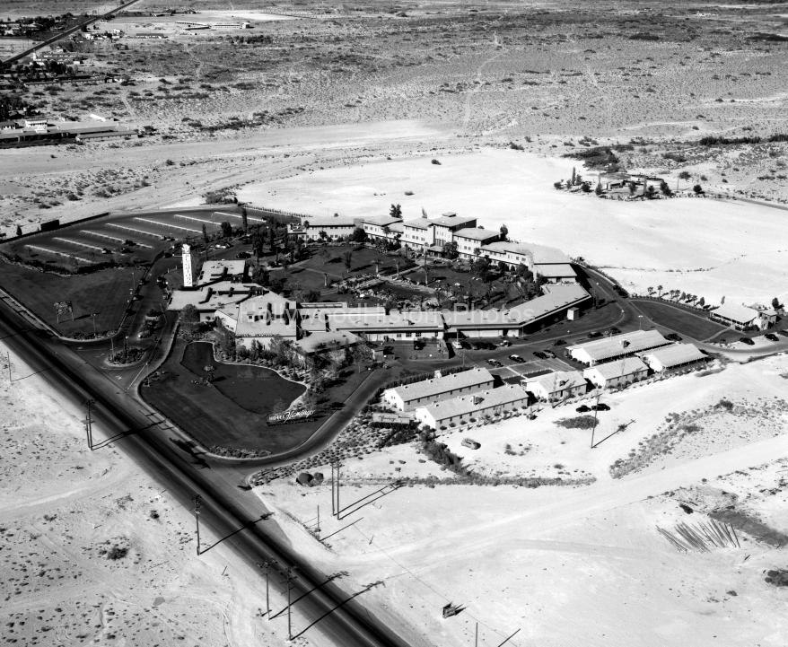Flamingo Hotel 1948 2WM.jpg